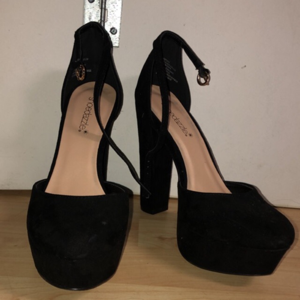 Chunky heels